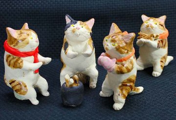 水谷 満 作 たき火セット　猫の焼き物たち 皿や器や招き猫の画像