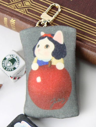choo choo本舗　JETOY(ジェトイ)　猫のフェルトコインケースチャーム 白雪姫画像