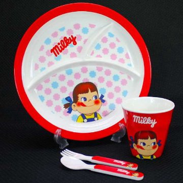 不二家 ペコちゃん メラミン食器3点セット ペコ 【新品同様品】の画像