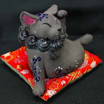 おちょこ 作 黒にゃ様 猫の焼き物たち 皿や器や招き猫画像