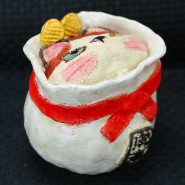 岡村洋子 作 猫かぶり 開運猫袋 茶 ねこども 猫の焼き物たち 皿や器や招き猫画像