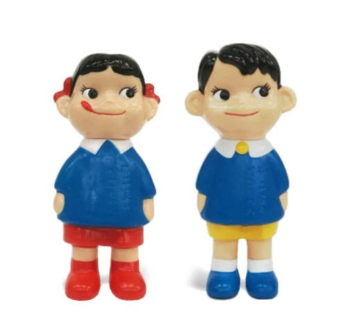 園児服を着たペコちゃん ポコちゃん ペコちゃんソフビ人形 【新品同様品】 不二家 ペコちゃん ポコちゃん ペコポコ ミルキー 人形の画像