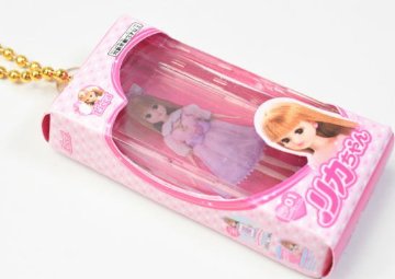 リカちゃん 歴代ミニチュアパッケージコレクション 全4種コンプリートセット タカラトミーアーツ カプセルトイ ガチャガチャ ガシャポン ガチャポン 【新品同様品】の画像