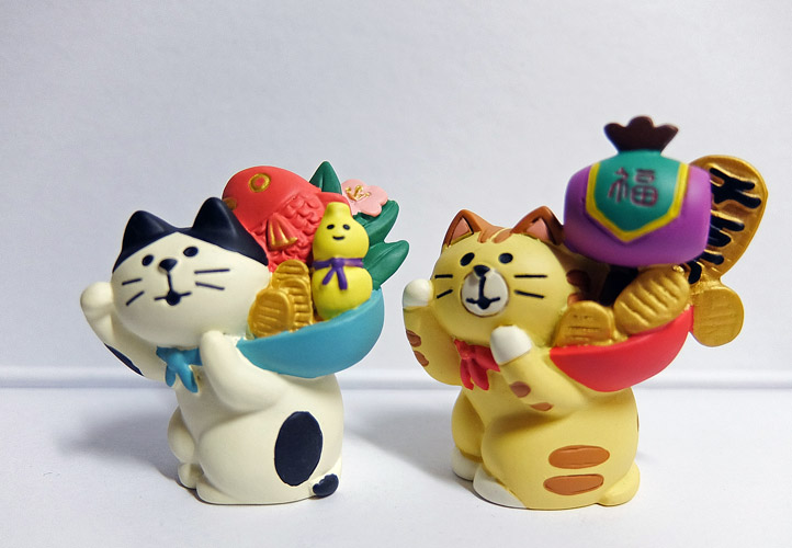 正月置物 ねこの画像