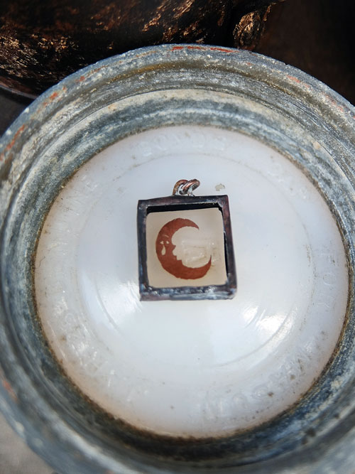 Copper pendant top the moon 月画像