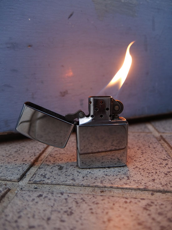 zippo armer solidの画像