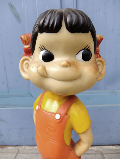 首振りペコちゃんの画像