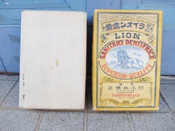 ライオン歯磨き 紙箱の画像