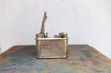 table lighter (French)の画像