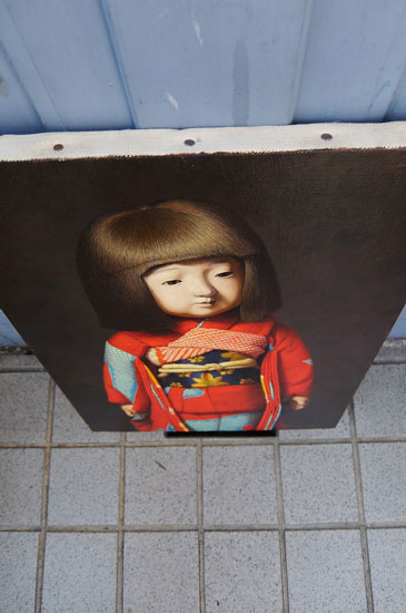 油絵　日本人形の画像