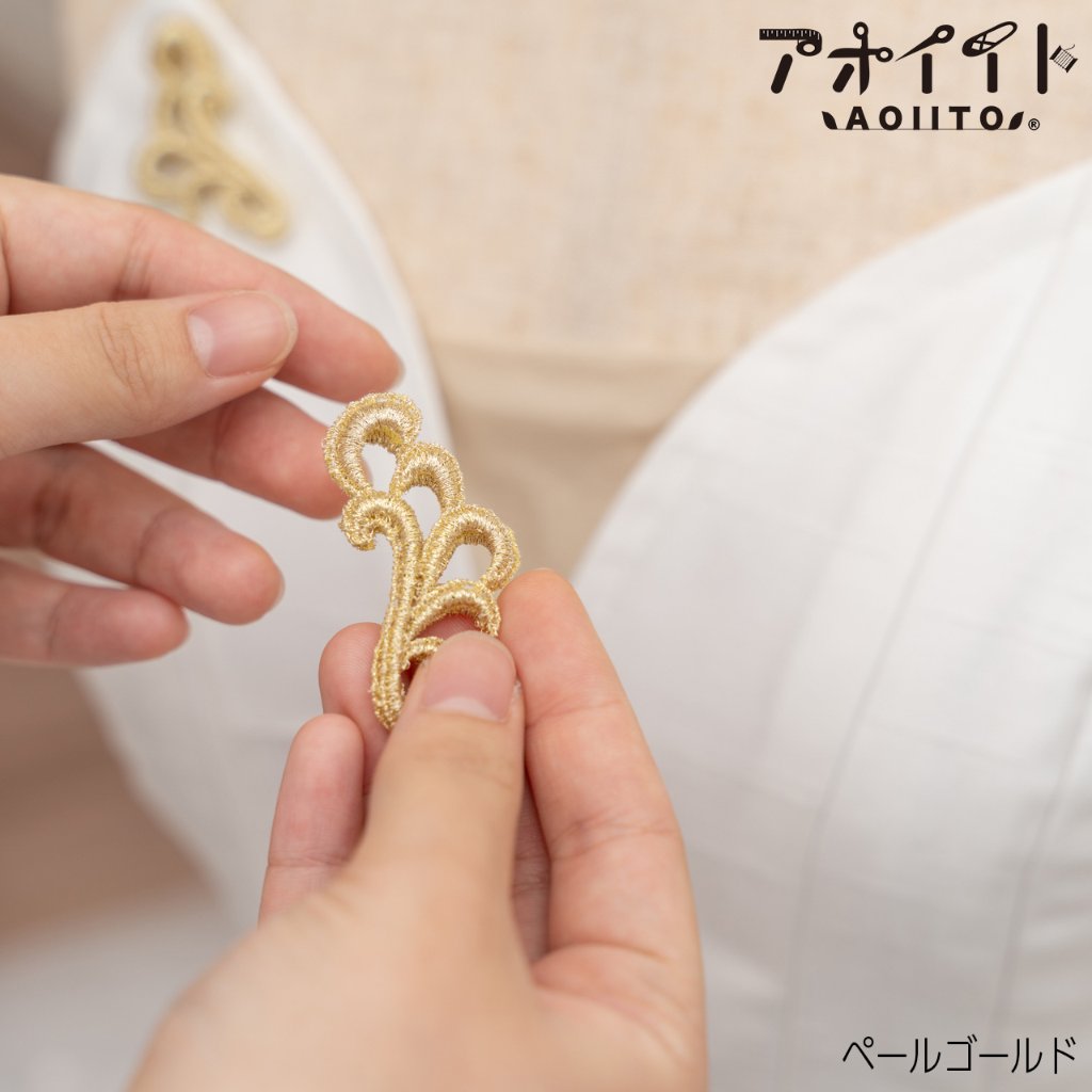 【M506】もったいない品｜ツタの葉柄のラメ刺繍のモチーフの画像