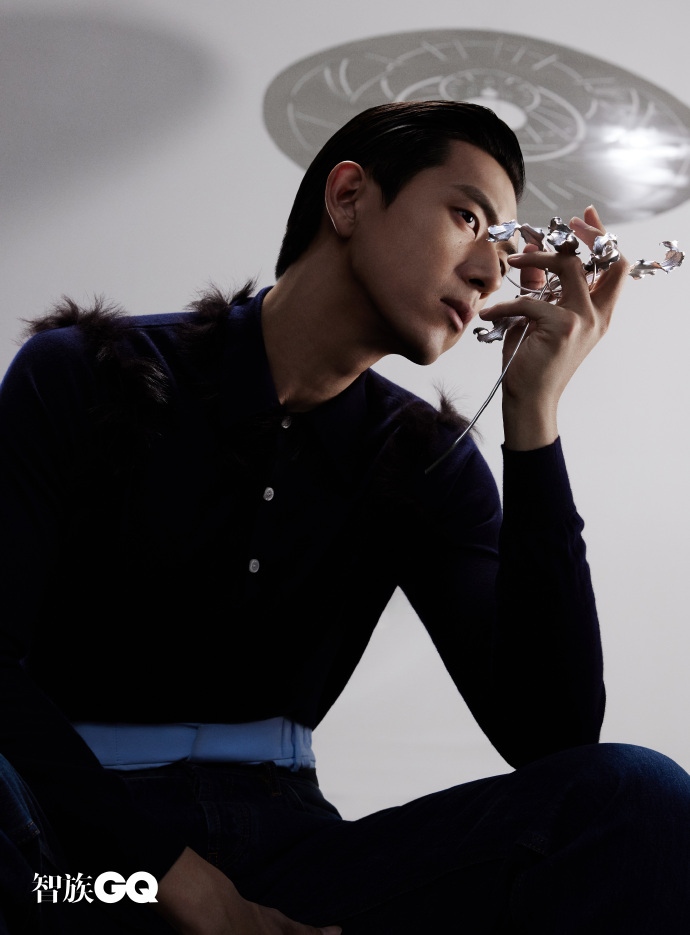 【メール便送料無料】雑誌/ 智族GQ 2024年1月 中国版　李現（リー・シェン）：表紙！記事掲載！ ジーキュー　中国雑誌の画像