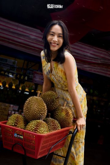 【メール便送料無料】雑誌/ Conde Nast Traveler 悦游雜志 2024年1-2月 中国版　梁洛施（イザベラ・リョン）：表紙！記事掲載！ コンデナスト・トラベラー 中国雑誌の画像