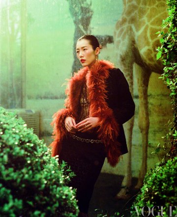 【メール便送料無料】雑誌/ 服飾與美容Vogue 2024年6月刊 中国版　劉雯（リウ・ウェン）：表紙！記事掲載！ ヴォーグ　中国雑誌の画像