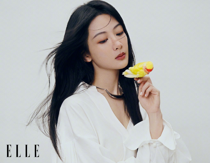 【メール便送料無料】雑誌/ ELLE世界時裝之苑 2024年6月 中国版　楊紫（ヤン・ズー）：両面表紙！記事掲載！ エル　中国雑誌の画像