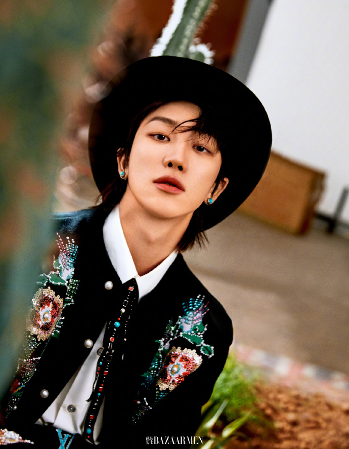 【メール便送料無料】雑誌/ 芭莎男士 2024年7月 中国版　ディエイト（THE8/徐明浩/SEVENTEEN/セブチ）：表紙！記事掲載！ Harper’s BAZAAR MEN STYLE ハーパーの画像