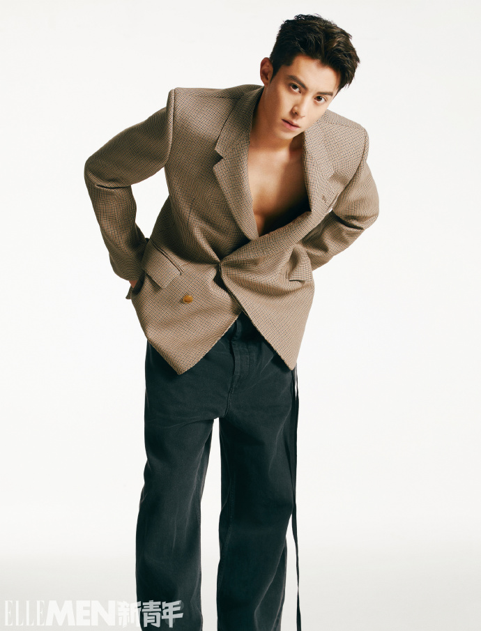 雑誌/ ELLEMEN睿士 新青年 2022年秋季刊 中国版　王鶴棣（ワン・ホーディー/Dylan Wang）：表紙！記事掲載！ エル・メン　中国雑誌 CHINA MAGAZINEの画像