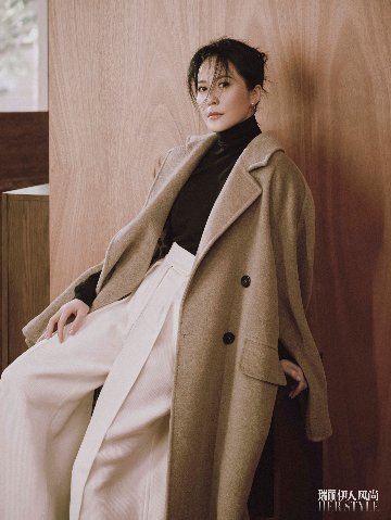 雑誌/ 瑞麗伊人風尚雜志 2022年9月 中国版　俞飛鴻（ユー・フェイホン）：表紙！記事掲載！Rayli Her Style ef　中国雑誌の画像