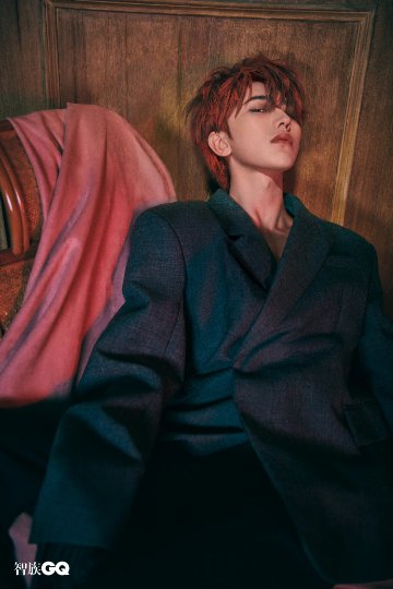 雑誌/ 智族GQ 2022年9月 中国版　蔡徐坤（ツァイ・シュークン）：表紙！記事掲載！ ジーキュー　中国雑誌の画像