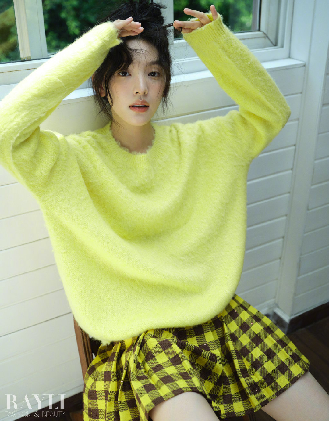 雑誌/ 瑞麗服飾美容雜志 2022年10月 中国版　章若楠（チャン・ルオナン）：表紙！記事掲載！ Rayli Fashion & Beauty Ray レイ　中国雑誌の画像