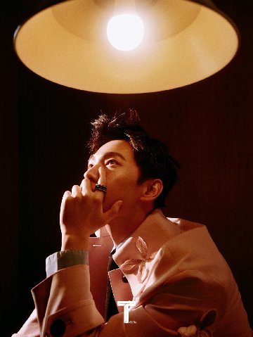 【メール便送料無料】雑誌/ T Magazine 風尚志 錦綉 2023年10月 中国版　楊洋（ヤン・ヤン）：表紙！記事掲載！ Tマガジン　中国雑誌の画像