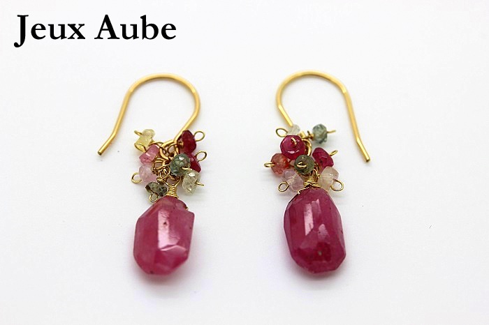 ＜完売＞男性が魅了される可愛い女性に ピンクサファイア フックピアス 天然石パワーストーン 14KGF製 天然石 パワーストーンの画像