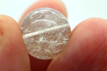 【完売】金運アップ 夢を叶える 希少石 ホワイトルチルクォーツ 約12ミリ  粒売り 天然石 パワーストーンの画像