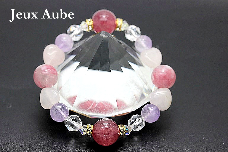 あなたの魅力を高め一瞬で相手を魅了 甘い魔法を秘めたハートのおリボン ブレスレット マイカストロベリークォーツ ラブリエ ピンクトルマリンシリカ　天然石パワーストーンの画像