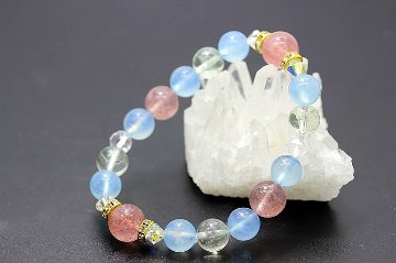  恋愛運アップ 永遠の若さ美しさ 良い人間関係を引き寄せる 細身ブレスレット アクアマリン ストロベリークォーツ グリーンアメジスト 天然石 パワーストーン 通販 ジュ・オーヴの画像