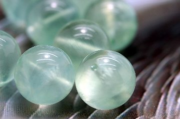 シャイニープレナイト 粒売り 12mm｜穏やかな日々と深い癒し・不安やストレスを軽減 天然石パワーストーン通販 ジュ・オーヴの画像