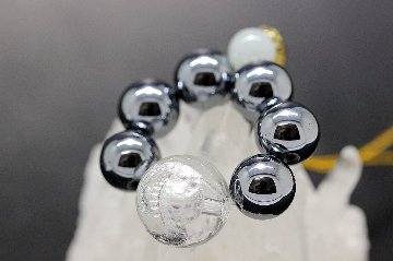 弁財天のご神縁を呼ぶ 白蛇彫刻水晶ストラップ｜金運・財運・健康運・無病息災・開運｜天然石パワーストーン通販 ジュ・オーヴの画像