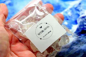圧倒的な浄化力！ヒマラヤ マニカラン産水晶 さざれ石 大粒タイプ 約50g｜強力浄化・ヒーリング・パワーチャージ｜天然石パワーストーン通販 ジュ・オーヴの画像