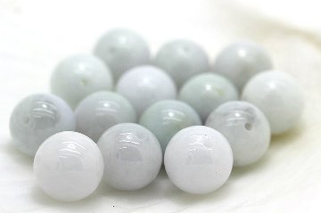 大玉！平和を呼び込む聖なるラベンダー翡翠 粒売り 約13.5ミリ 天然石 パワーストーンの画像