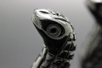 金運・健康・開運・魔除け｜ブラックオブシディアン 蛇彫刻 モチーフ置物｜天然石 パワーストーン 通販 ジュ・オーヴの画像