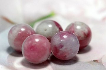 魅了する！愛と情熱をもたらす シャルマン（ルベライト入りピンクトルマリンシリカAAA） 約14〜14.5mm 大玉 粒売り 天然石 パワーストーン 通販 ジュ・オーヴの画像