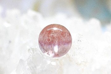 【完売】世界にひとつ【1点限り】愛と魅力の石 ストロベリークォーツ 粒売り 約12mm  愛を独り占め✨ 魅力と華やぎをもたらす魔法のストーン　天然石 パワーストーン 通販 ジュ・オーヴの画像