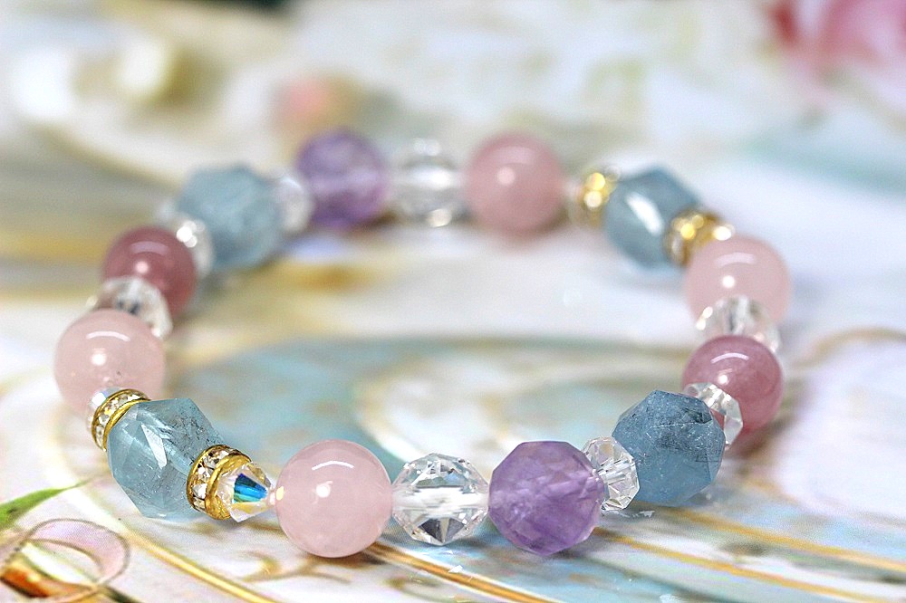 フェアリーエレガンス♡愛と癒しのブレスレット｜アクアマリン・ローズクォーツ・アメジスト 天然石 パワーストーン 通販 ジュ・オーヴの画像