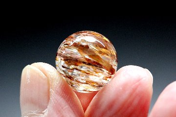 【完売】金運 財運 仕事成功と良縁を引き寄せる フォリエーテッドマイカインクォーツ 約14.4mm｜金運・環境運アップ 天然石パワーストーン通販 ジュ・オーヴの画像