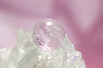 【完売】Celestia Love（モルガナイト） 約14.3mm｜真実の愛を導くロマンティックストーン 天然石パワーストーン通販 ジュ・オーヴの画像