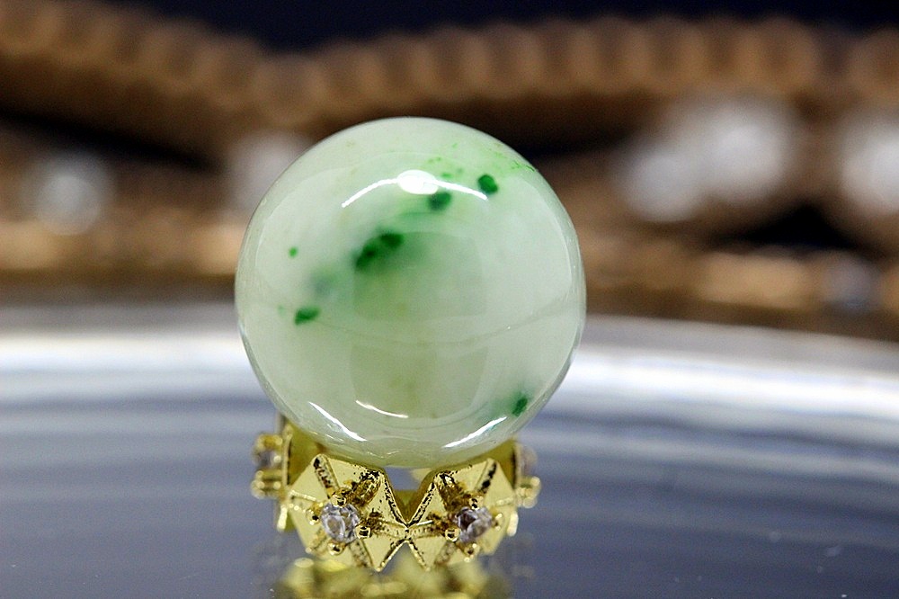 【完売】瑞祥翡翠（ずいしょうひすい） 約11.5mm ミャンマー産｜健康・長寿・病気回復を導く吉兆の天然石パワーストーン通販 ジュ・オーヴの画像