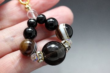 覇剣（はけん）ストラップ ― ソード・オブ・チンターマニ × 天眼石 × モリオン × 水晶 闇を斬り、悪意を祓う ― 最強魔除け・邪気祓いの守護ストーン 天然石パワーストーン通販 ジュ・オーヴの画像