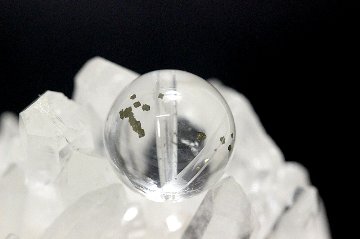 【完売】黄金の運命を呼び覚ます マーカサイトインクォーツ 粒売り 約12mm｜天然石パワーストーン通販 ジュ・オーヴの画像