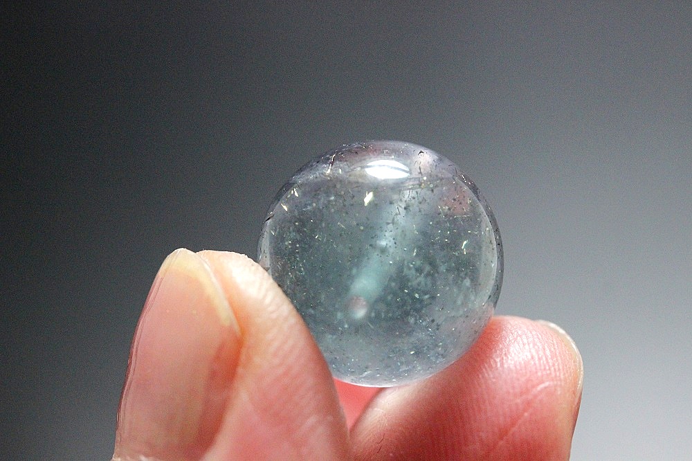 ドラゴンズ・フォーチュン・コア （パイライトインフローライト） 約14mm 大玉｜金運財運・魔除け・邪気祓いの希少石｜天然石パワーストーン通販 ジュ・オーヴの画像