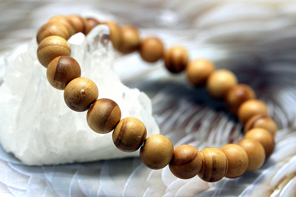 ジュ・オーヴ ヒマラヤ杉ブレスレット 全体 健康 癒し 魔除け 天然木 サジテール