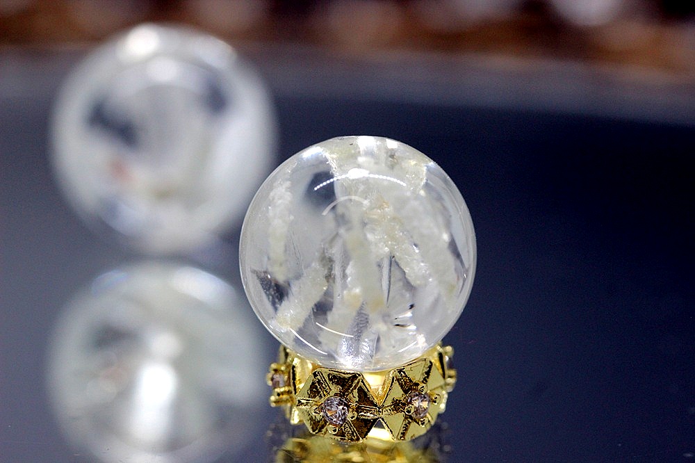 Jardin Blanc（ジャルダン・ブラン） ホワイトガーデンクォーツ 粒売り 約12mm（2石限定） 金運・浄化・人間関係調整の天然石 天然石パワーストーン通販 ジュ・オーヴの画像