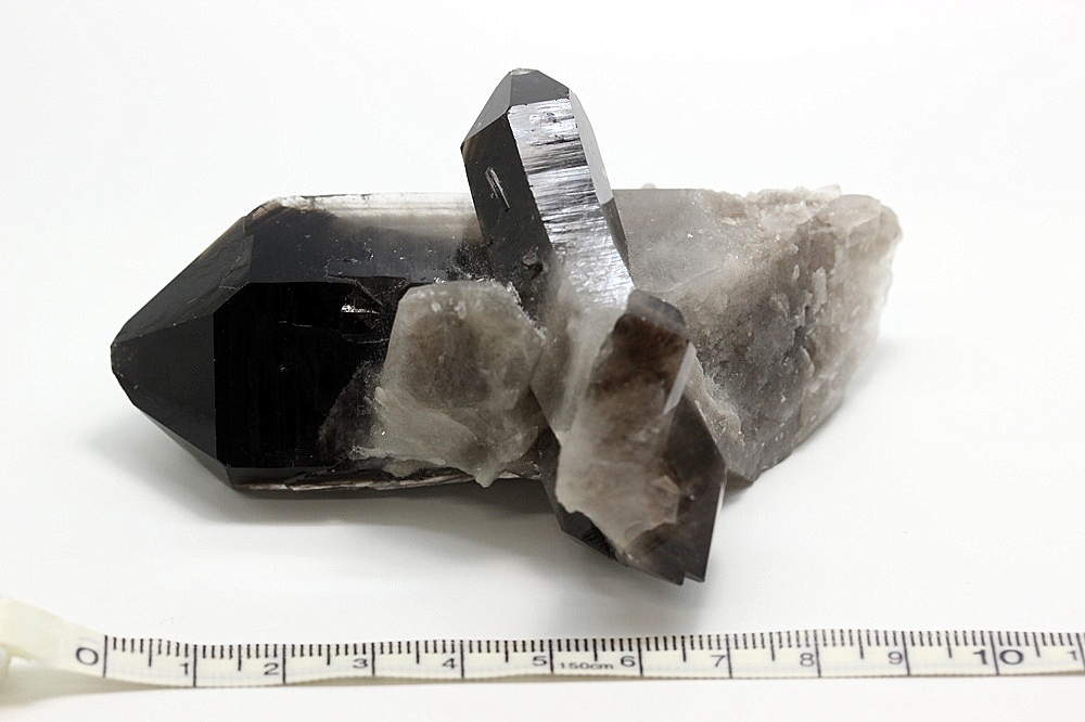 最強の守護と浄化 モリオン（黒水晶）クラスター 約10cm 天然石パワーストーン通販 ジュ・オーヴの画像