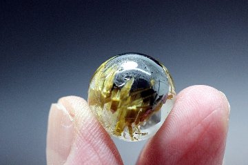 希少石！金運・財運・魔除け 八種の雷神が宿る 雷神タイチンルチル 粒売り 約14～14.5mm 大玉 天然石 パワーストーンの画像