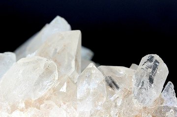 希少 ガネーシュ・ヒマール産 ピンクヒマラヤ水晶クラスター【Pink Sanctuary／ピンク・サンクチュアリ】約176.5g｜浄化・開運・空間浄化｜天然石パワーストーン通販 ジュ・オーヴの画像