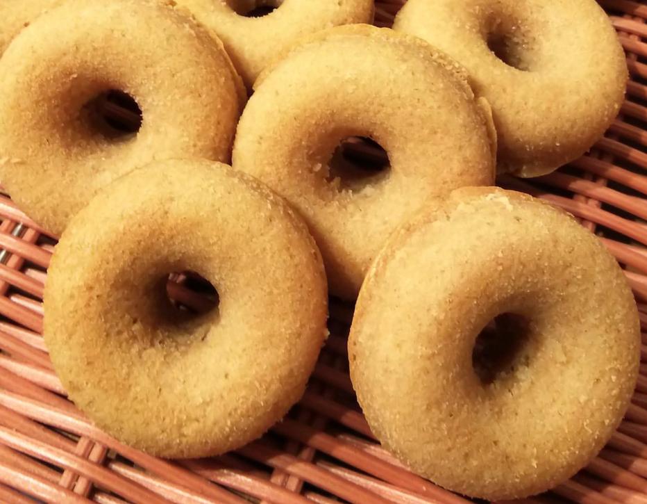 グルテンフリーお米ととうふの焼きどーなつ　和輪（わわ）　塩きなこ　他の画像