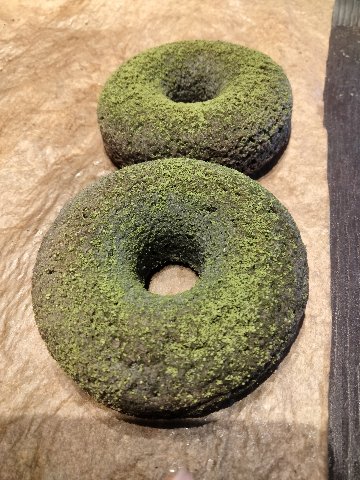 グルテンフリーお米ととうふの焼きどーなつ　和輪（わわ）　塩きなこ　他の画像